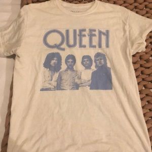 Queen Graphic Tee